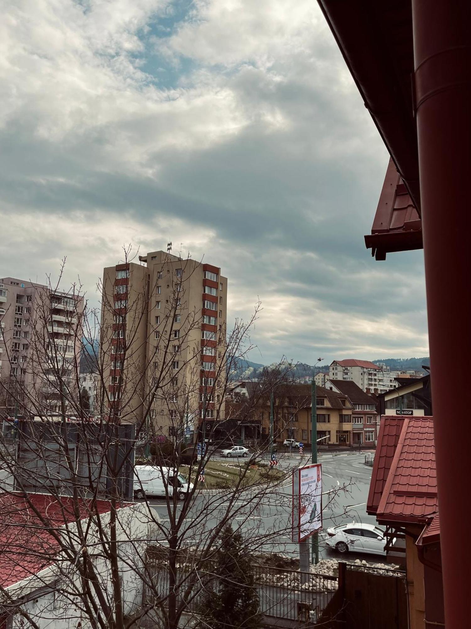 Random House Hotel Brasov Exterior photo